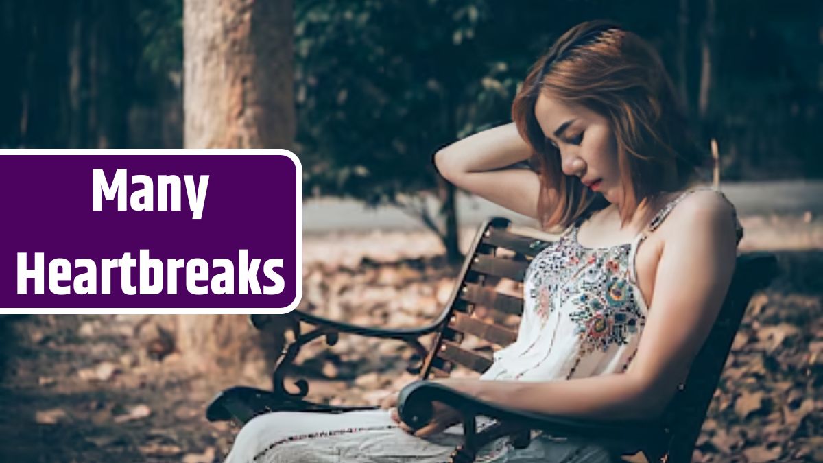 Sad woman sitting on the bench in the park vintage styleShe passed the story lot worsethailand people heartbreak concept